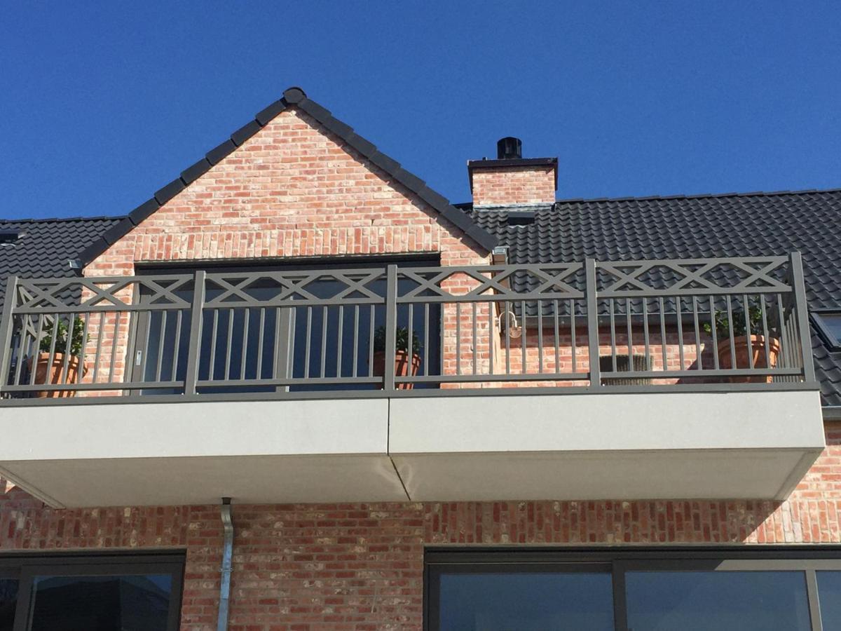 Zen Op Vakantie - Zen Aan De Gavers Onkerzele Ngoại thất bức ảnh